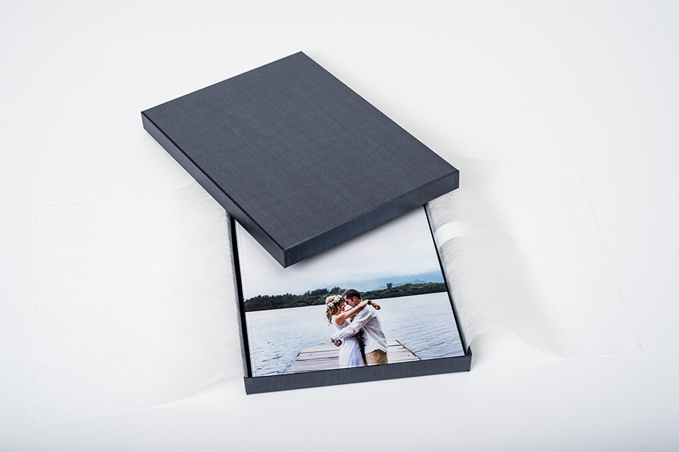 AsukaBook Crystal Photo Album Black spine album in corresponding smooth graphite pearl case